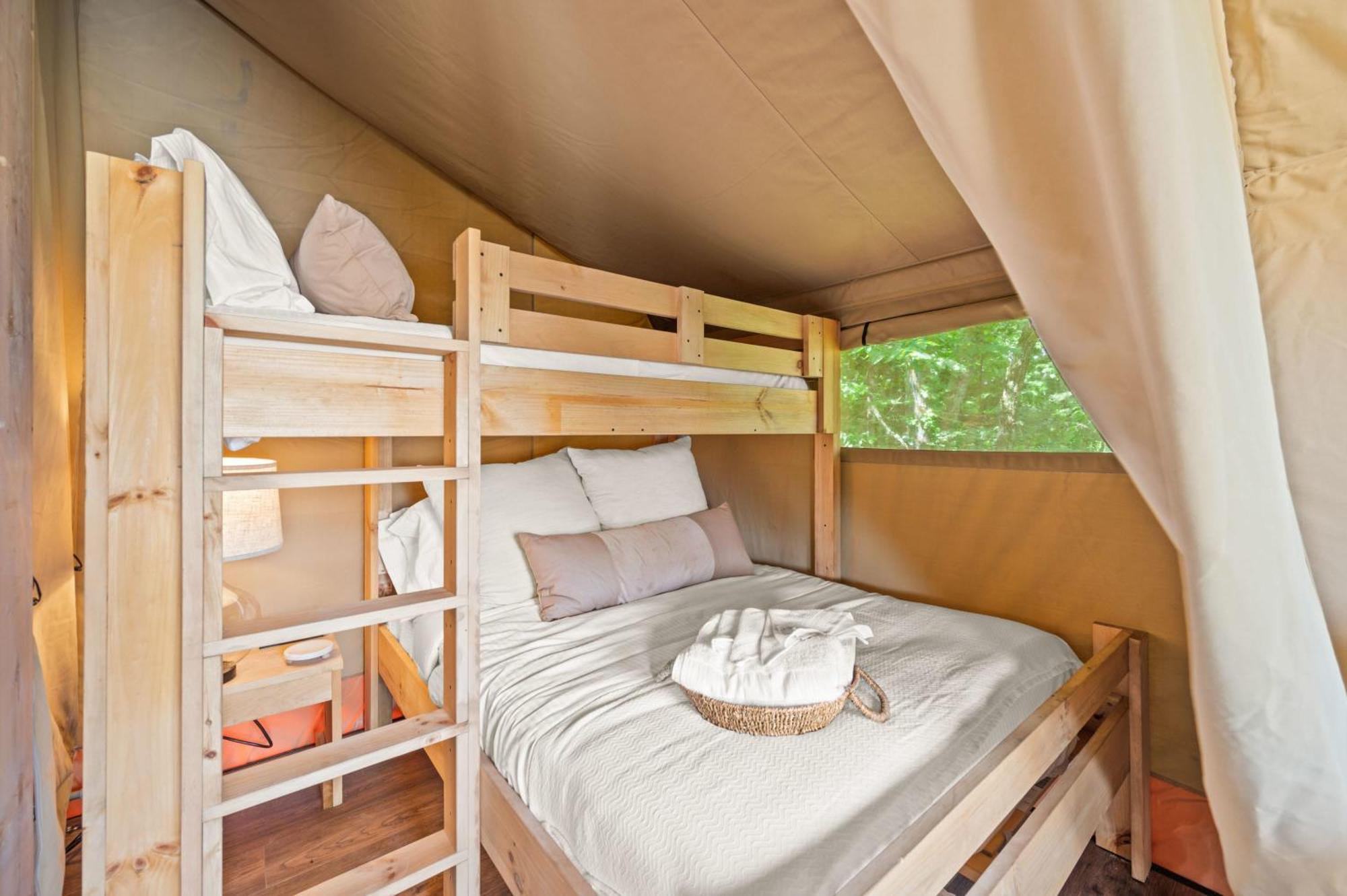 The Lodges At Eden Reserve - Safari Tents ويليامزتاون المظهر الخارجي الصورة